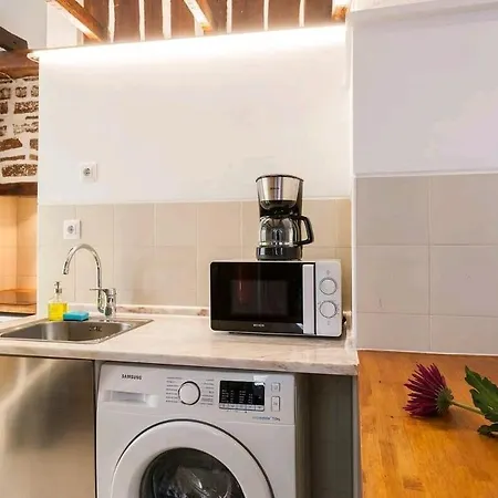 Charming Loft In Intendente * ליסבון